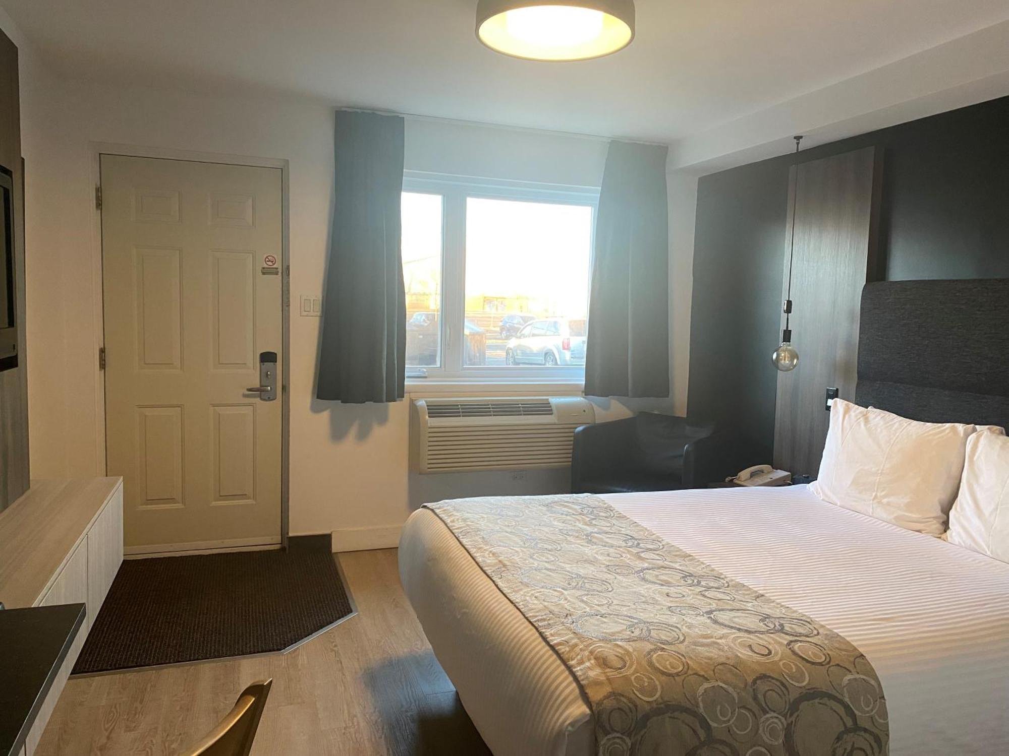 Hotel Centre-Ville مونتماغني المظهر الخارجي الصورة