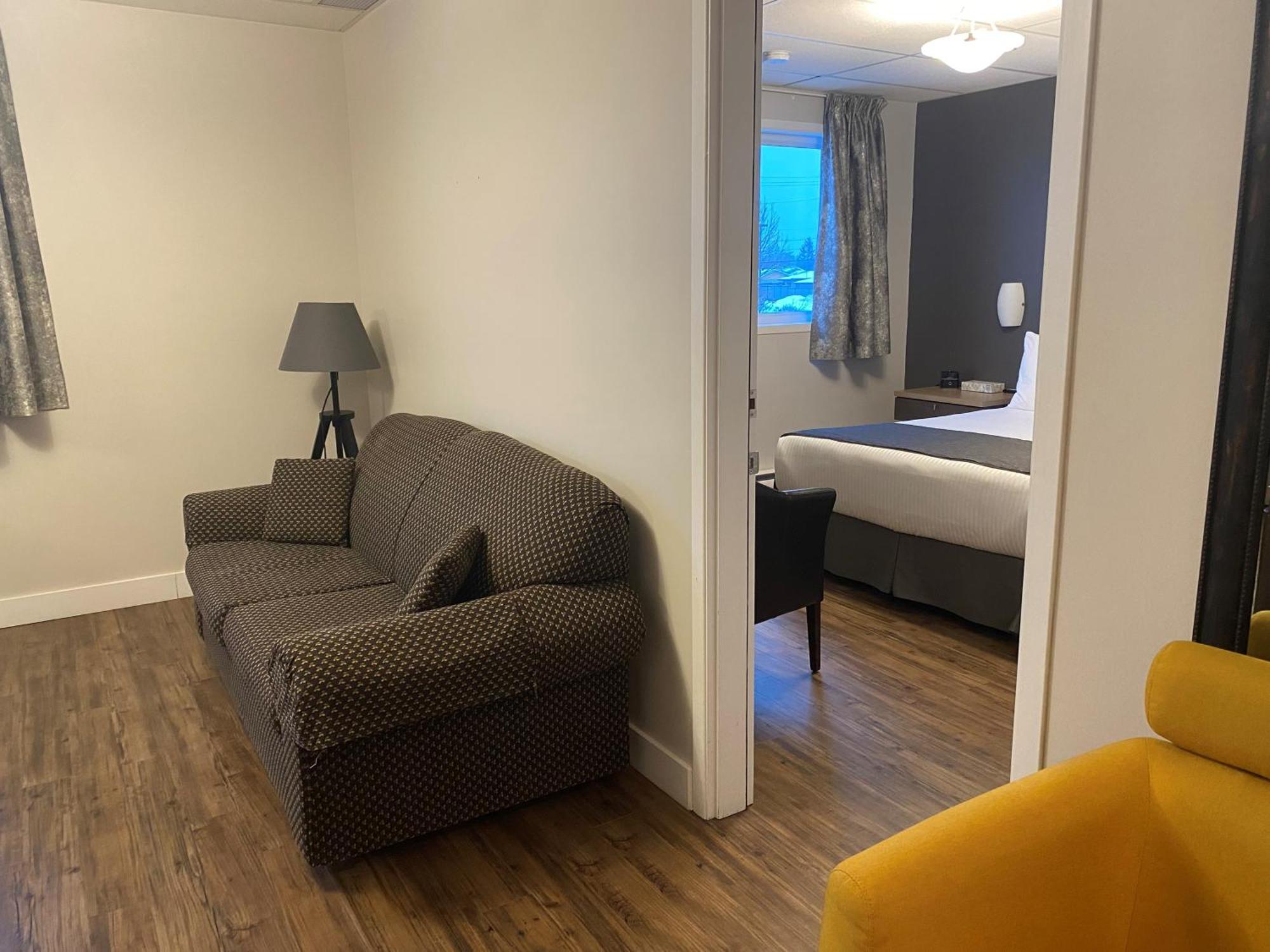 Hotel Centre-Ville مونتماغني المظهر الخارجي الصورة