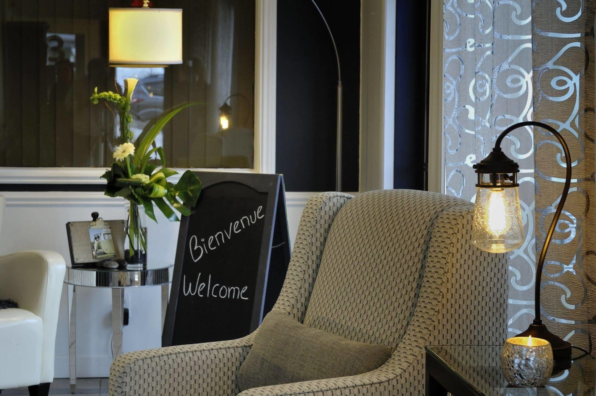 Hotel Centre-Ville مونتماغني المظهر الخارجي الصورة